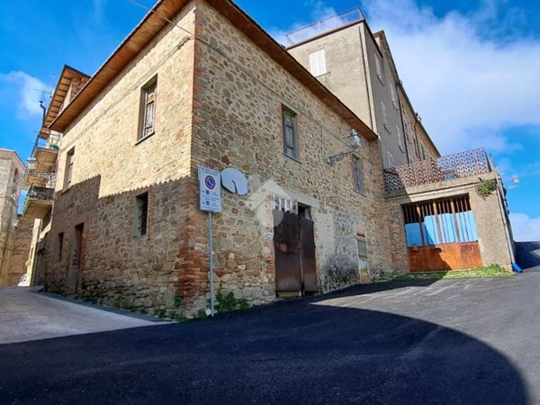 appartamento in vendita a Gualdo Cattaneo in zona Pozzo