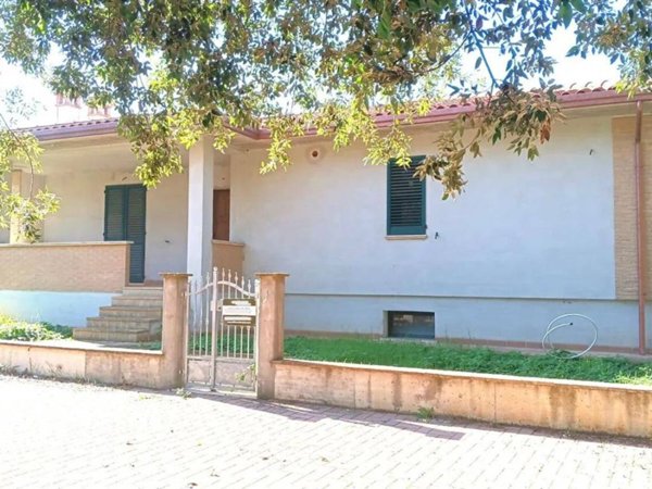 casa indipendente in vendita a Gualdo Cattaneo