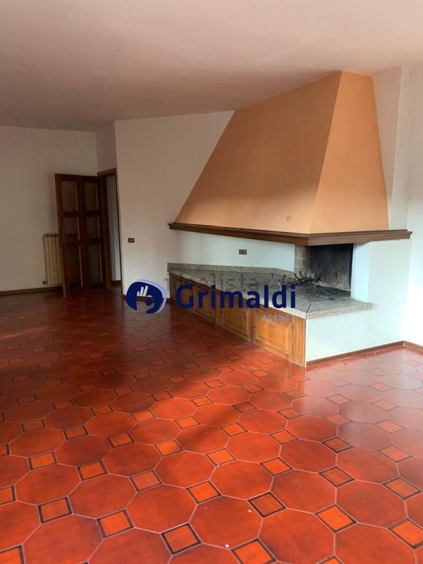 casa indipendente in vendita a Gualdo Cattaneo in zona Torri