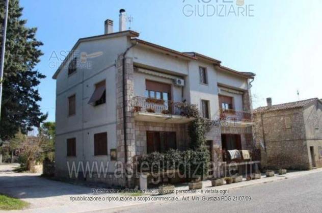 appartamento in vendita a Gualdo Cattaneo in zona Grutti