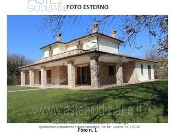 casa indipendente in vendita a Gualdo Cattaneo in zona Grutti