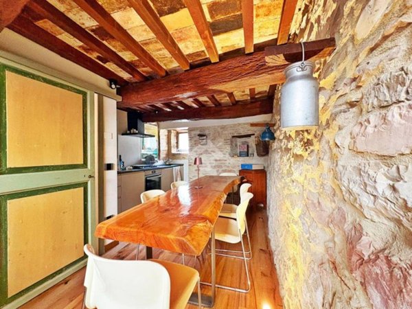 casa indipendente in vendita a Gualdo Tadino