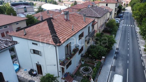 casa indipendente in vendita a Gualdo Tadino
