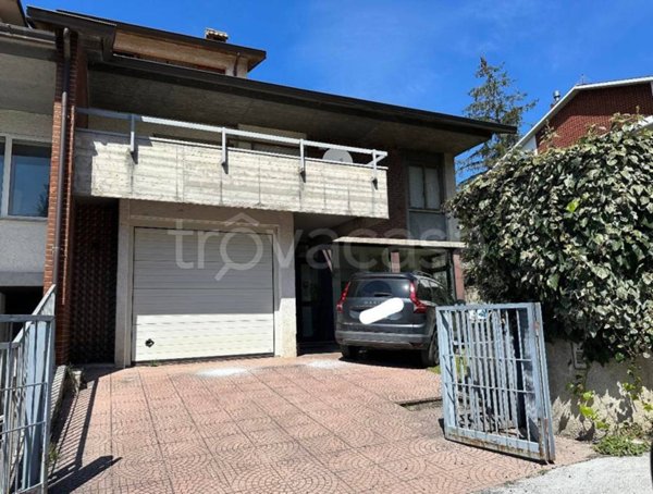 casa indipendente in vendita a Gualdo Tadino