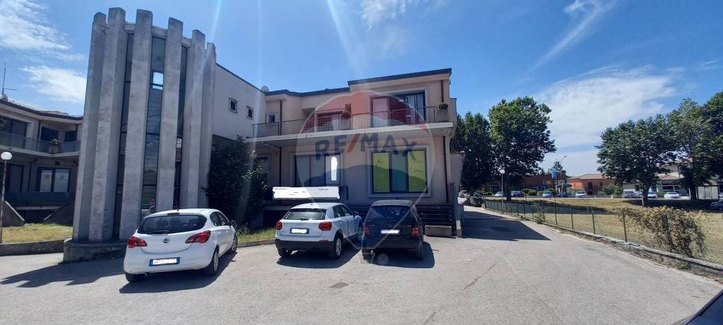 quadrivano in vendita a Gualdo Tadino