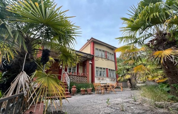 casa indipendente in vendita a Gualdo Tadino