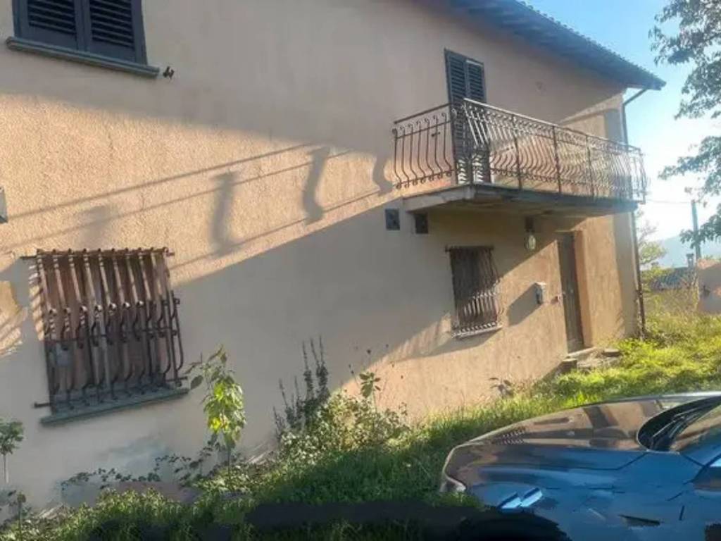 casa indipendente in vendita a Gualdo Tadino