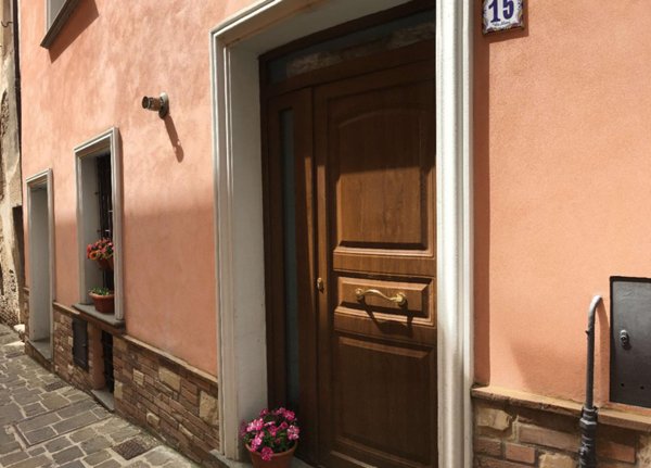 casa indipendente in vendita a Gualdo Tadino