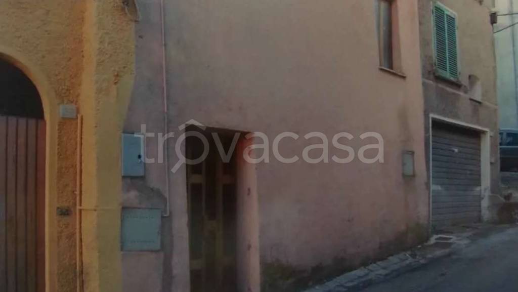 casa indipendente in vendita a Gualdo Tadino