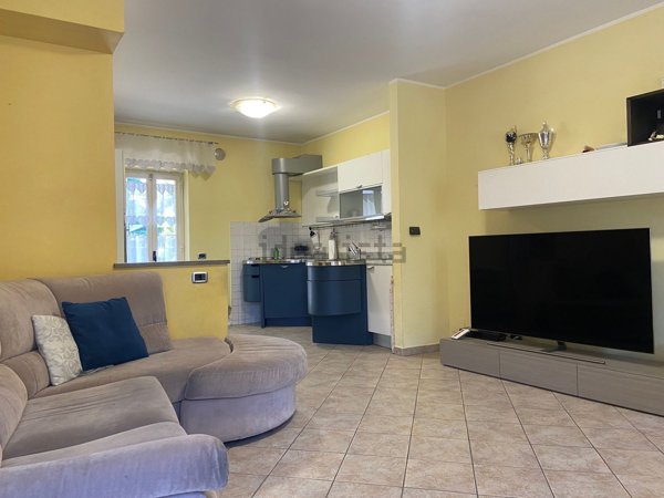 casa indipendente in vendita a Gualdo Tadino