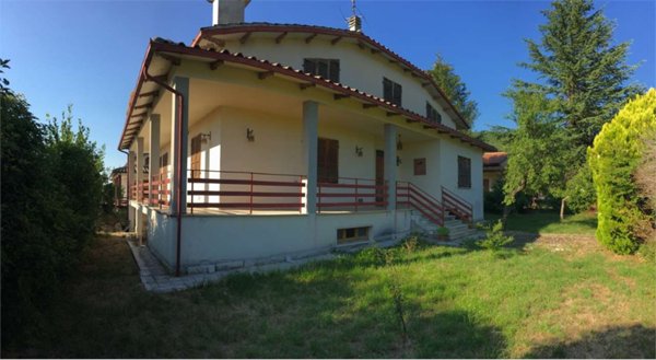 casa semindipendente in vendita a Gualdo Tadino