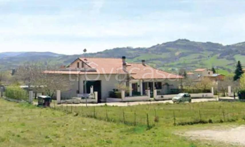 casa indipendente in vendita a Gualdo Tadino