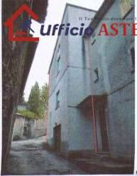 intera palazzina in vendita a Gualdo Tadino in zona Palazzo Mancinelli