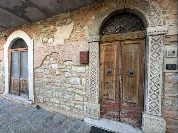casa indipendente in vendita a Gualdo Tadino