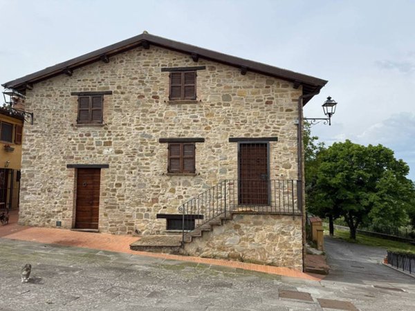 casa indipendente in vendita a Gualdo Tadino in zona Grello