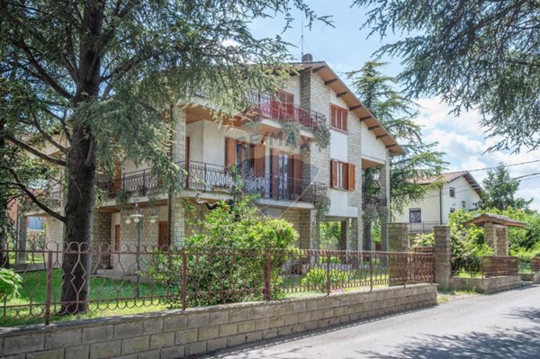 casa indipendente in vendita a Gualdo Tadino