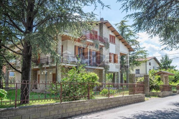 casa indipendente in vendita a Gualdo Tadino