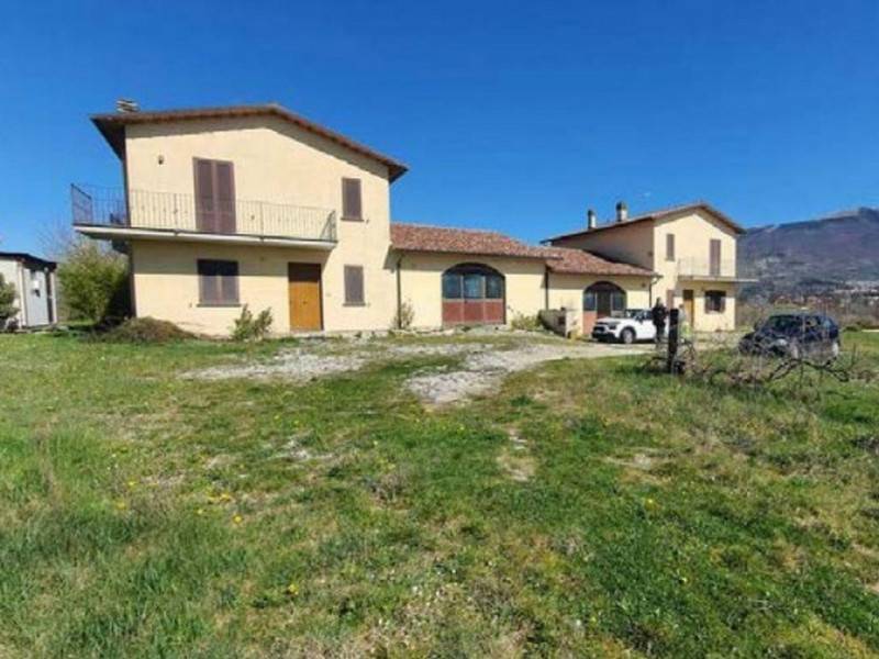 appartamento in vendita a Gualdo Tadino