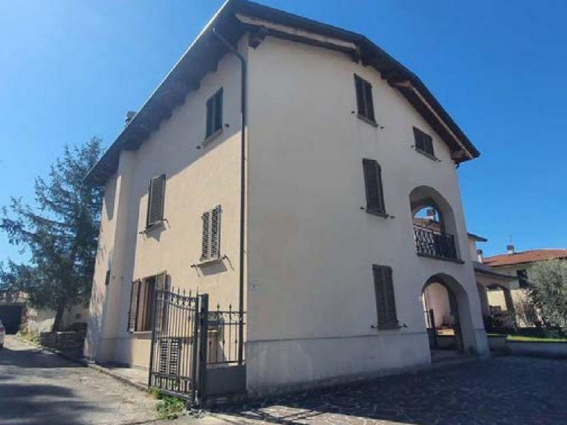 appartamento in vendita a Gualdo Tadino in zona Cerqueto