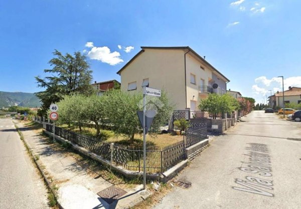 appartamento in vendita a Gualdo Tadino in zona Cerqueto