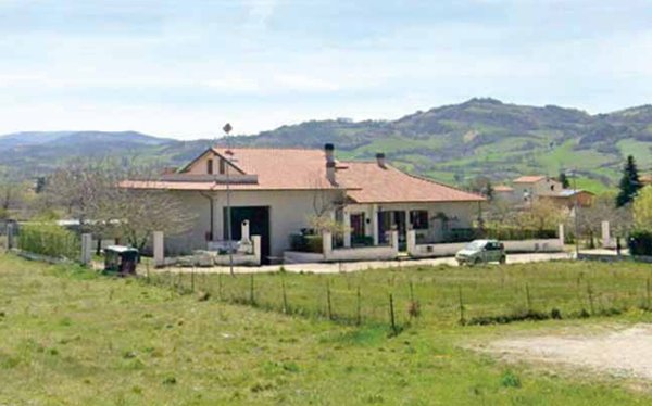 casa indipendente in vendita a Gualdo Tadino