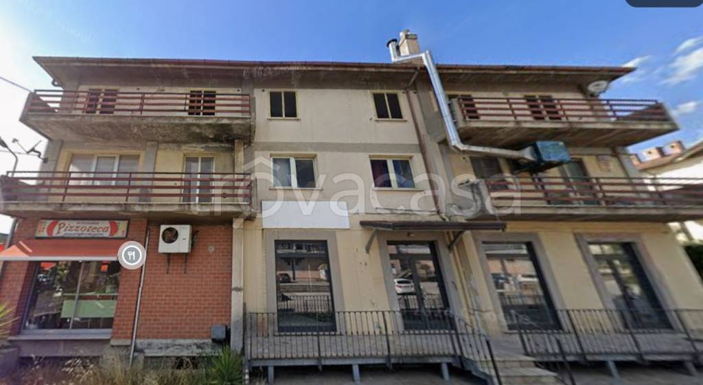 negozio in vendita a Gualdo Tadino