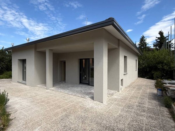 casa indipendente in vendita a Gualdo Tadino