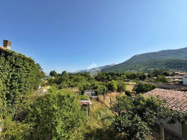 appartamento in vendita a Gualdo Tadino in zona Rigali