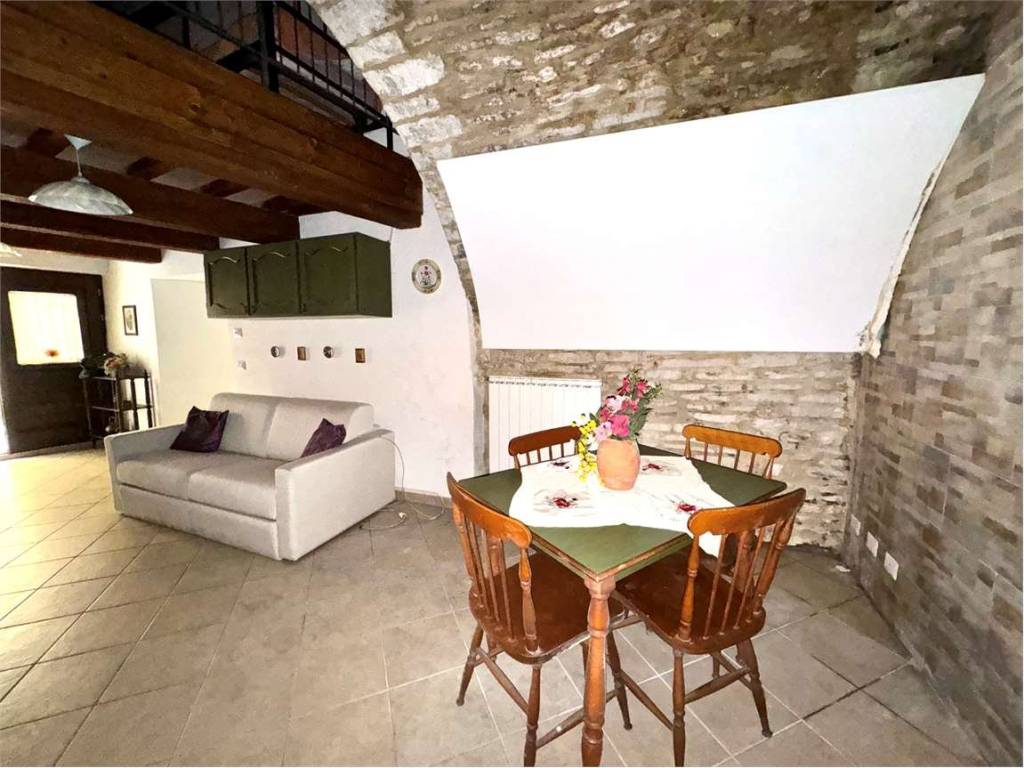 appartamento in vendita a Gualdo Tadino