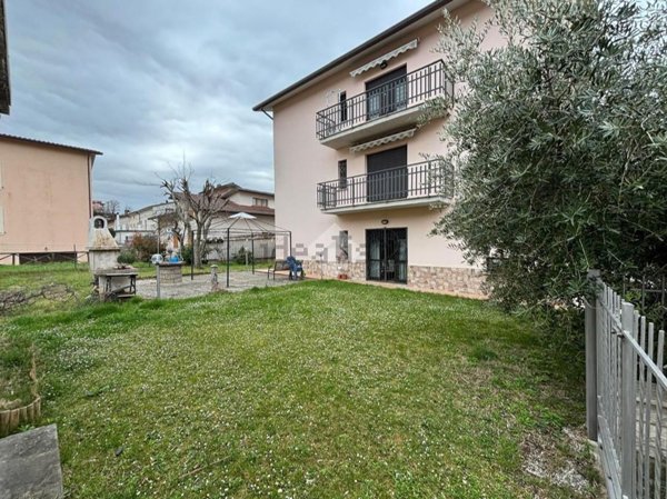 appartamento in vendita a Gualdo Tadino