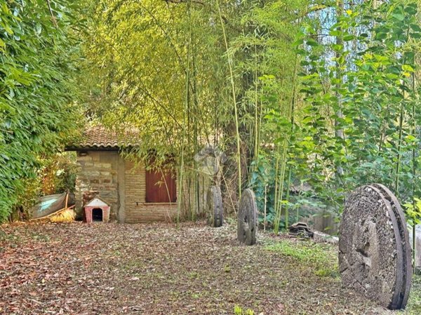appartamento in vendita a Gualdo Tadino in zona Vaccara