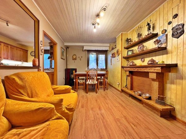 casa indipendente in vendita a Gualdo Tadino