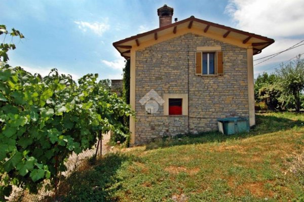 appartamento in vendita a Gualdo Tadino in zona Casale