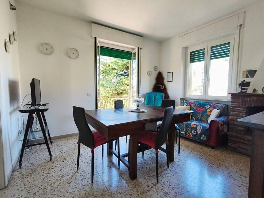 appartamento in vendita a Gualdo Tadino in zona Casale