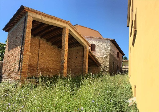 casa indipendente in vendita a Gualdo Tadino in zona Piagge