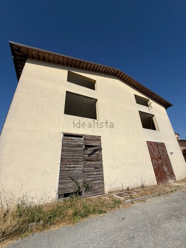 appartamento in vendita a Gualdo Tadino in zona Busche