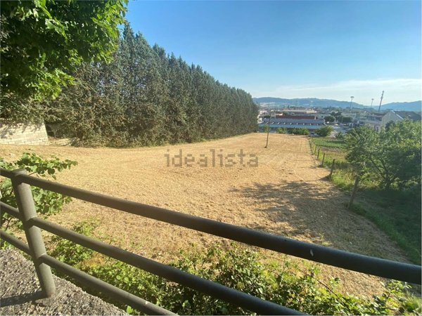 terreno edificabile in vendita a Gualdo Tadino