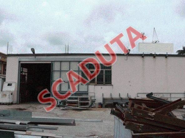 negozio in vendita a Gualdo Tadino