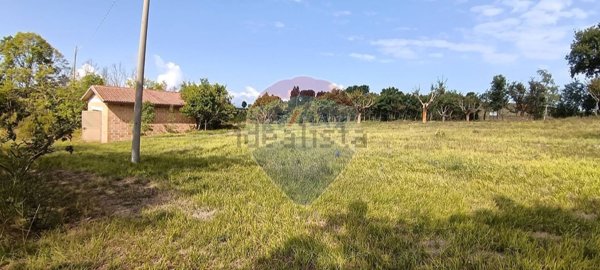 locale di sgombero in vendita a Gualdo Tadino in zona Poggio Sant'Ercolano