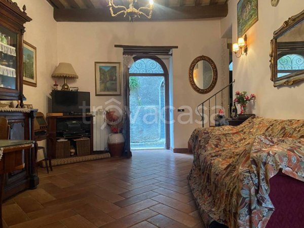 casa indipendente in vendita a Gualdo Tadino