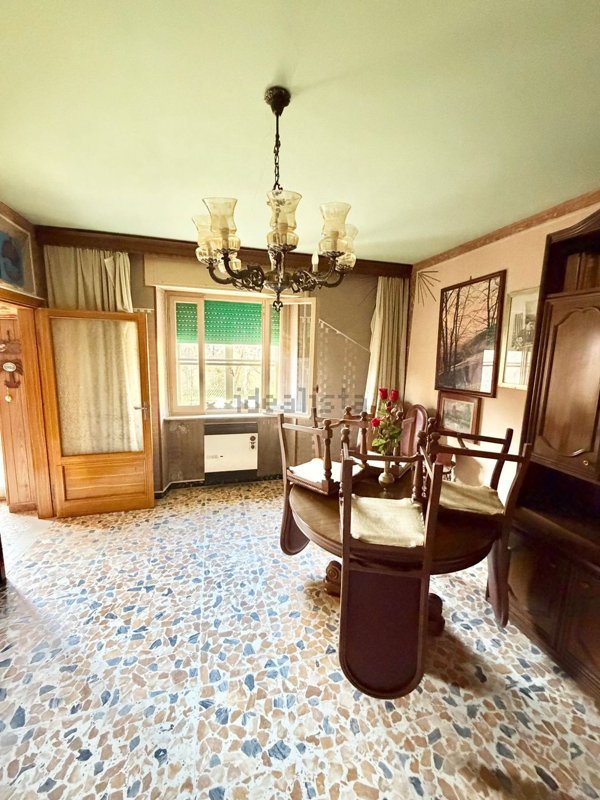 casa indipendente in vendita a Gualdo Tadino in zona Palazzo Mancinelli