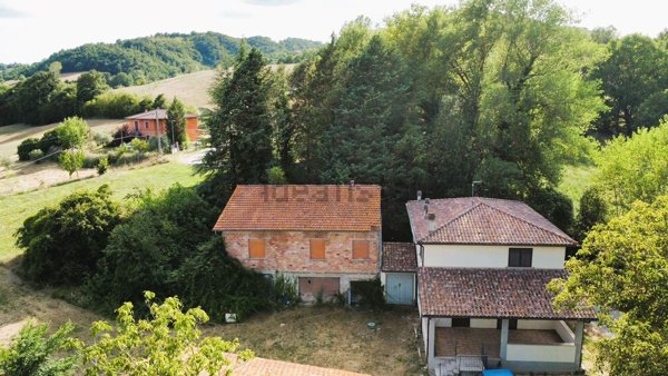 casa indipendente in vendita a Gualdo Tadino in zona San Lorenzo