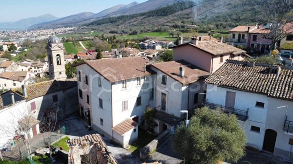 casa indipendente in vendita a Gualdo Tadino