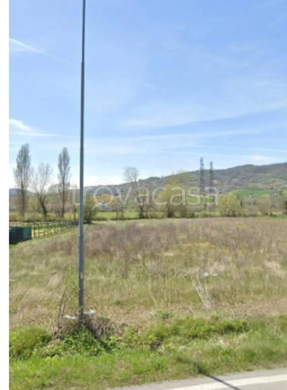 terreno edificabile in vendita a Gualdo Tadino
