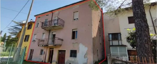 casa indipendente in vendita a Gualdo Tadino