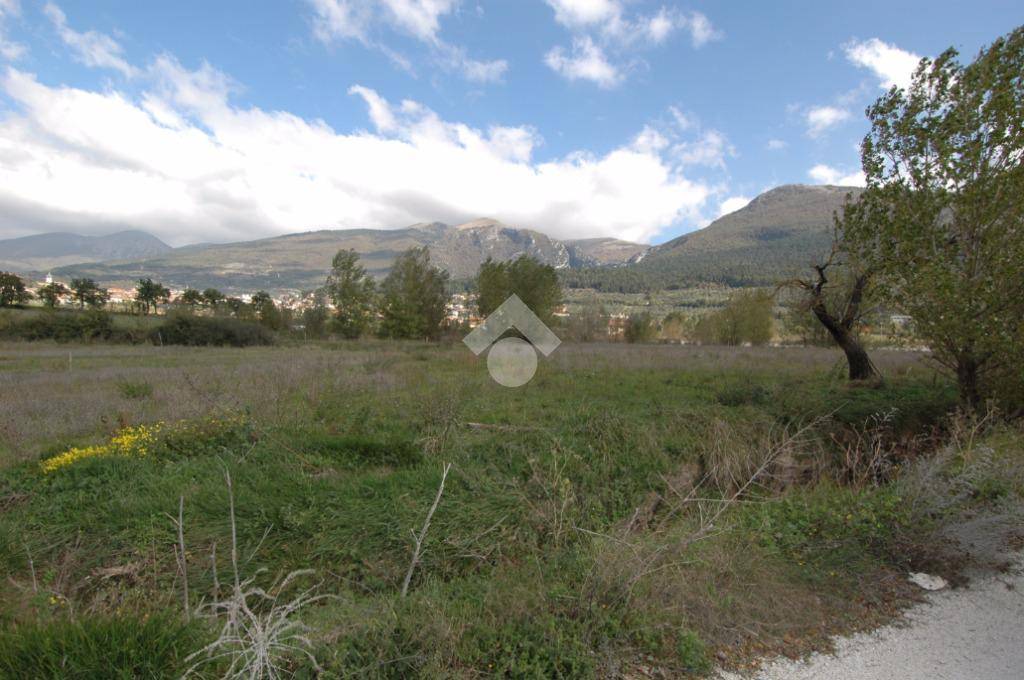 terreno agricolo in vendita a Gualdo Tadino