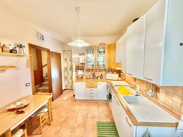 casa indipendente in vendita a Gualdo Tadino