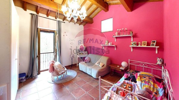 casa indipendente in vendita a Gualdo Tadino