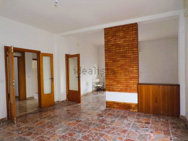 casa indipendente in vendita a Gualdo Tadino