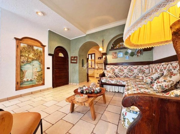 casa indipendente in vendita a Gualdo Tadino